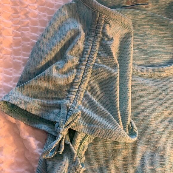 COLUMBIA, sleeveless,  small, great condition, tie shoulders - Picture 12 of 13